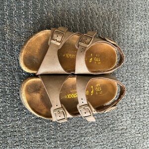 kids birkenstocks